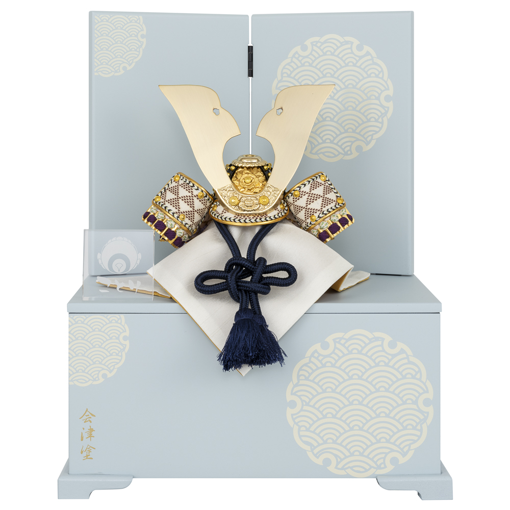 北欧のラグジュアリー金色の空の鷹飾り 北欧のラグジュアリー金色の空の